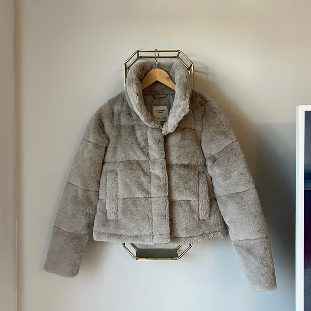 Abercrombie & Fitch Mini Puffer